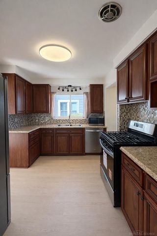 2034 Mortenson Boulevard, Berkley, MI 48072