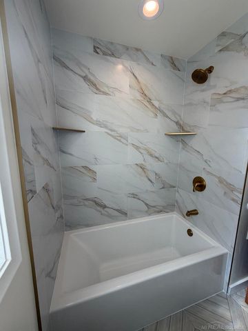 2034 Mortenson Boulevard, Berkley, MI 48072