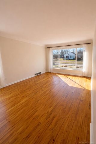 2034 Mortenson Boulevard, Berkley, MI 48072