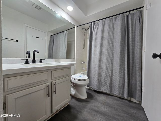 819 N COLLEGE Avenue F107, Tempe, AZ 85288