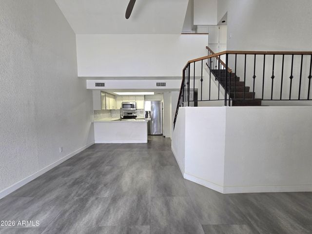 819 N COLLEGE Avenue F107, Tempe, AZ 85288