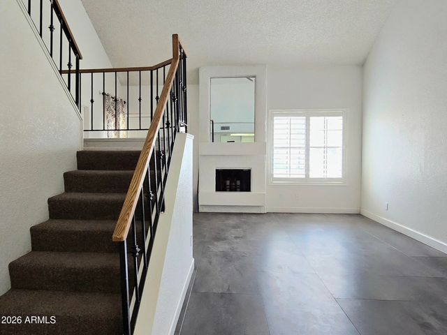 819 N COLLEGE Avenue F107, Tempe, AZ 85288
