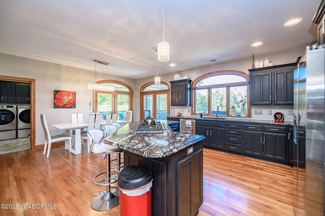 1452 BRIAR VILLAGE COURT, Jefferson City, MO 65109