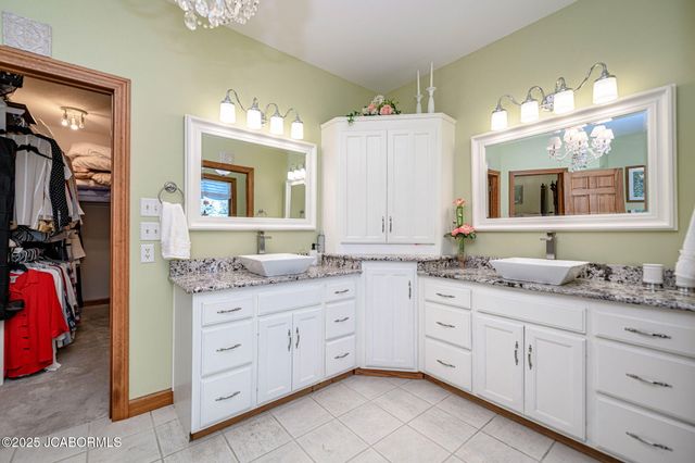 1452 BRIAR VILLAGE COURT, Jefferson City, MO 65109