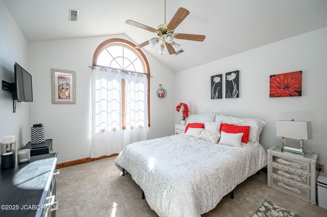 1452 BRIAR VILLAGE COURT, Jefferson City, MO 65109