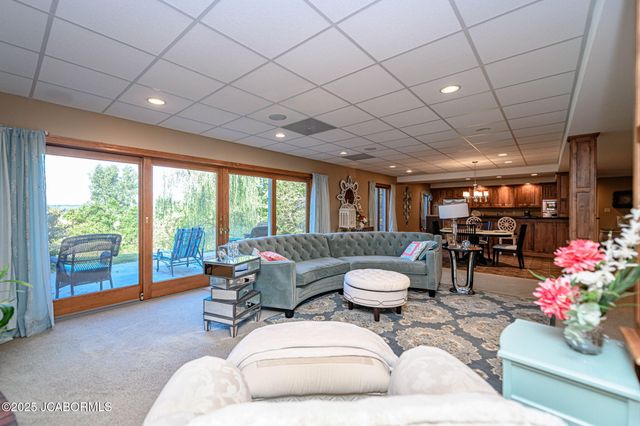 1452 BRIAR VILLAGE COURT, Jefferson City, MO 65109