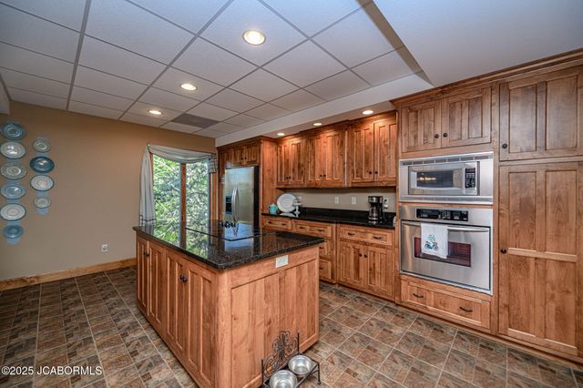 1452 BRIAR VILLAGE COURT, Jefferson City, MO 65109