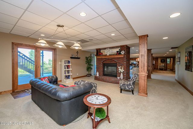 1452 BRIAR VILLAGE COURT, Jefferson City, MO 65109