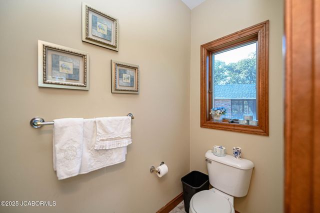 1452 BRIAR VILLAGE COURT, Jefferson City, MO 65109