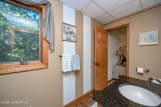 1452 BRIAR VILLAGE COURT, Jefferson City, MO 65109