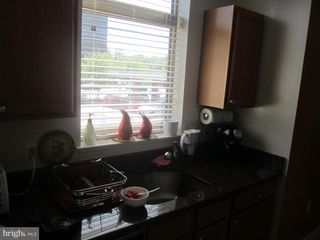 7111 WOODMONT AVE #318, Bethesda, MD 20815