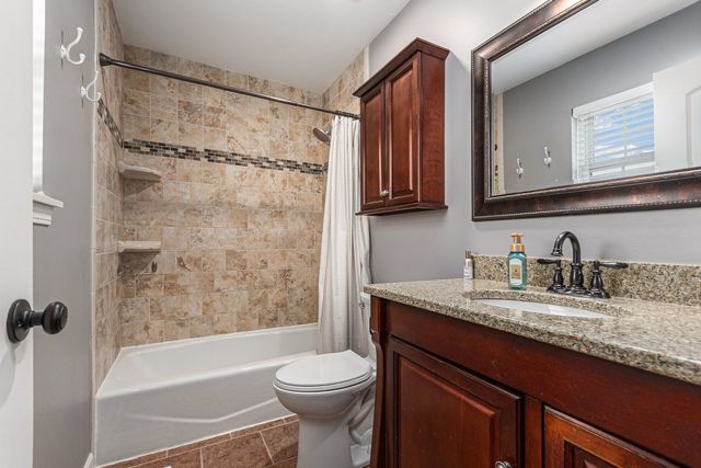 178 W Otto Drive, New Lenox, IL 60451