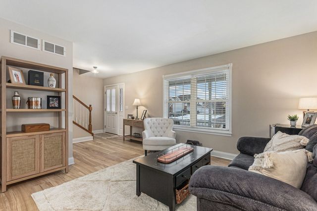 178 W Otto Drive, New Lenox, IL 60451