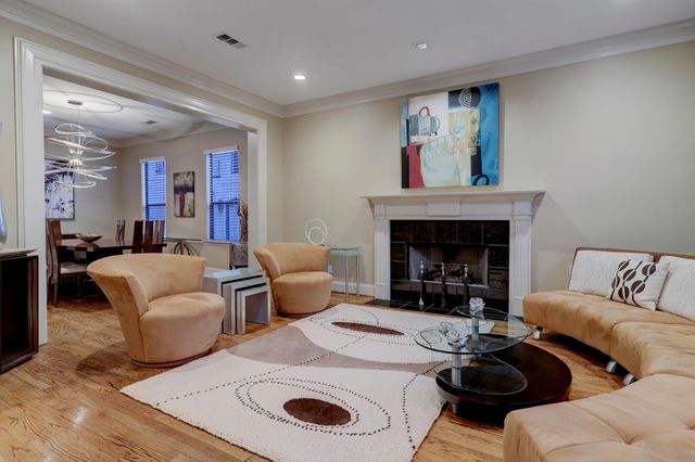 5313 Fayette, Houston, TX 77056