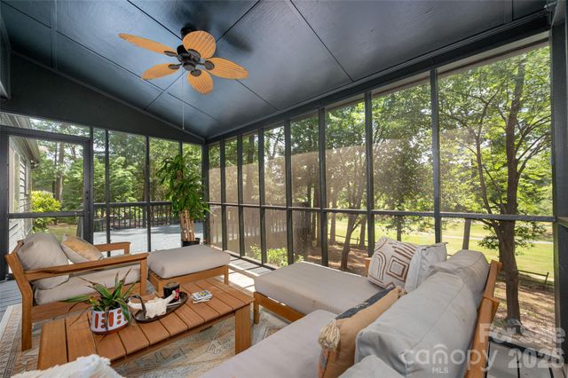 7917 Serendipity Lane, Charlotte, NC 28277