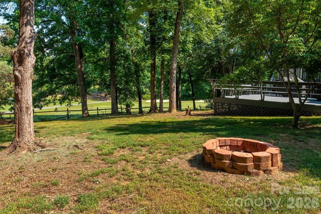 7917 Serendipity Lane, Charlotte, NC 28277