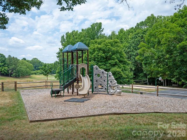 7917 Serendipity Lane, Charlotte, NC 28277