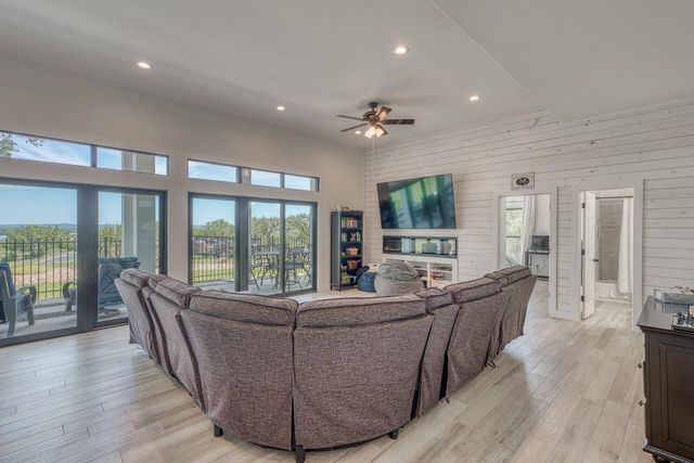 3305 Close Call, Horseshoe Bay, TX 78657