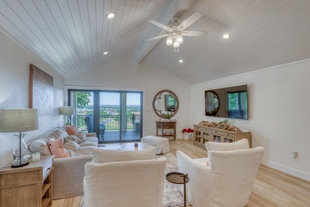 3305 Close Call, Horseshoe Bay, TX 78657