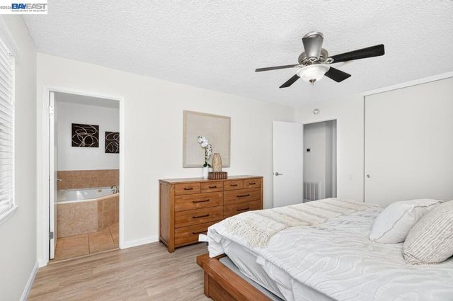 1418 Bluebell Dr, Livermore, CA 94551
