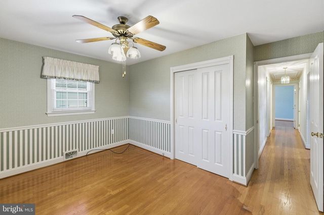 410 W NORTH ST, Woodstock, VA 22664