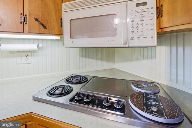 410 W NORTH ST, Woodstock, VA 22664