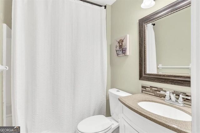 450 Valley Woods Circle SE, Conyers, GA 30094