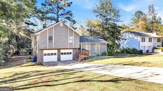 450 Valley Woods Circle SE, Conyers, GA 30094