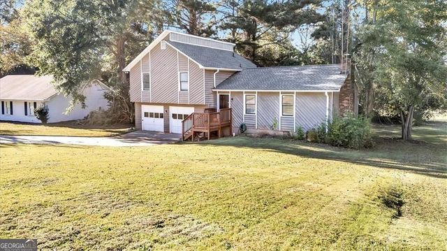 450 Valley Woods Circle SE, Conyers, GA 30094