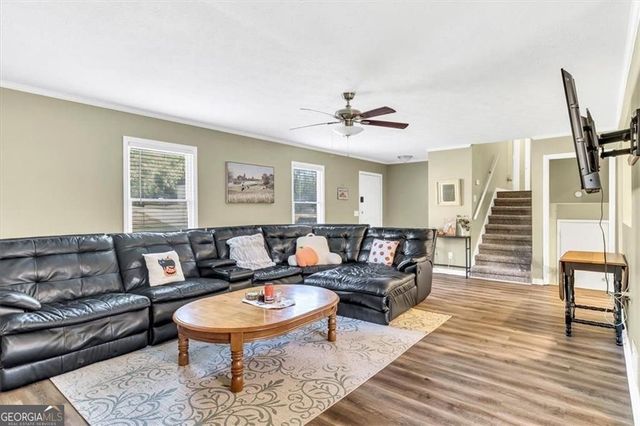 450 Valley Woods Circle SE, Conyers, GA 30094