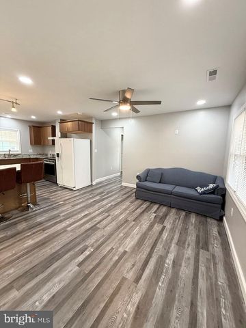 248 BERKSHIRE DR, Reedville, VA 22539