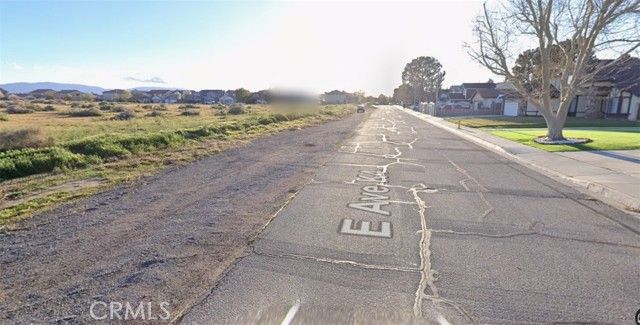 4 Melody, Lancaster, CA 93535