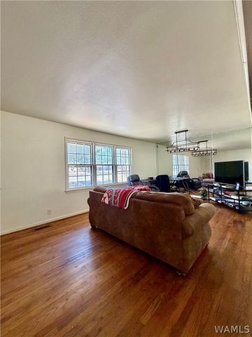 1523 Heritage, Tuscaloosa, AL 35406