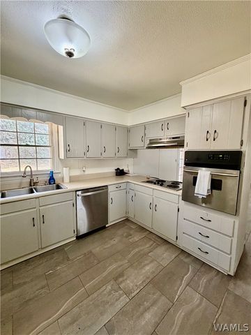 1523 Heritage, Tuscaloosa, AL 35406