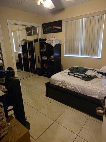 16825 NW 74th Avenue, Hialeah, FL 33015
