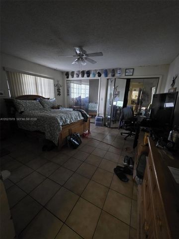 16825 NW 74th Avenue, Hialeah, FL 33015