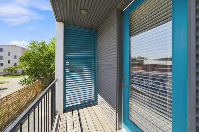 1909 Oakdale Street, Houston, TX 77004