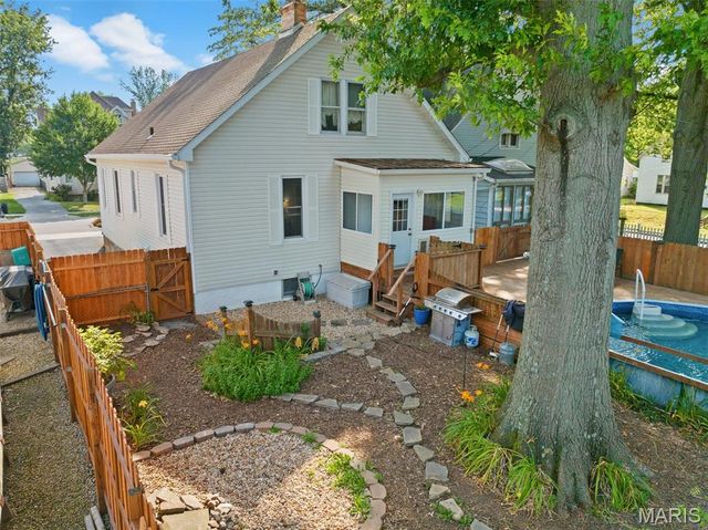 403 N Virginia Avenue, Belleville, IL 62220