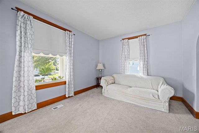 403 N Virginia Avenue, Belleville, IL 62220