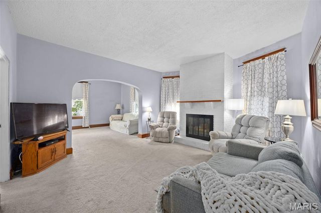 403 N Virginia Avenue, Belleville, IL 62220
