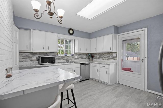 403 N Virginia Avenue, Belleville, IL 62220