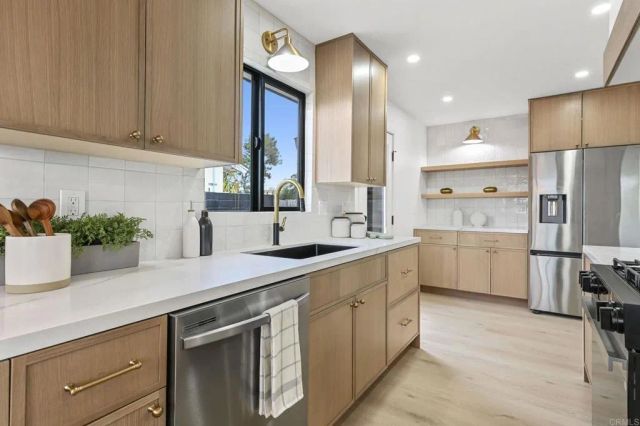 3942 Mount Acadia Boulevard, San Diego, CA 92111