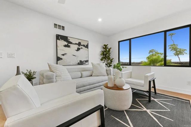 3942 Mount Acadia Boulevard, San Diego, CA 92111