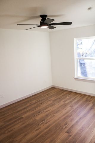 603 N 1st Street, Midlothian, TX 76065