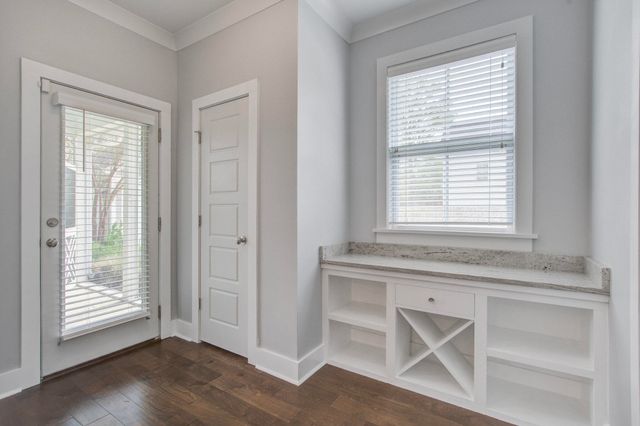 860 W Madison Avenue, James Island, SC 29412