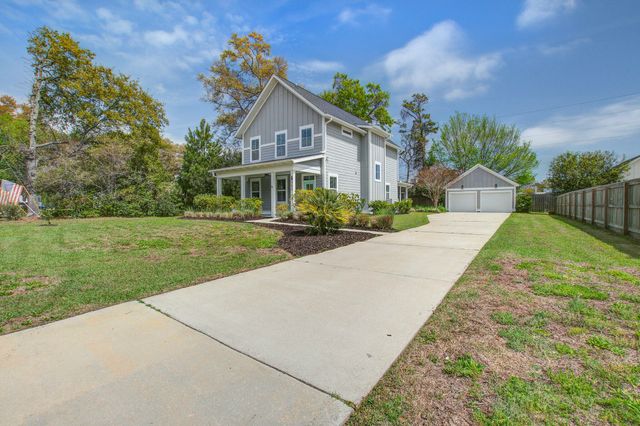 860 W Madison Avenue, James Island, SC 29412