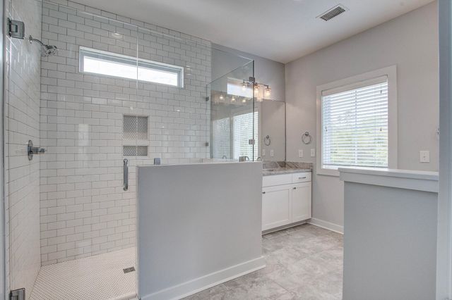 860 W Madison Avenue, James Island, SC 29412