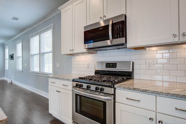 860 W Madison Avenue, James Island, SC 29412