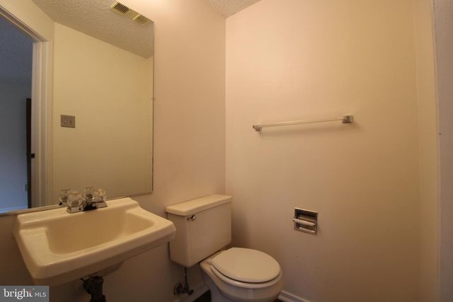 1524 VIOLET DR, Hagerstown, MD 21740