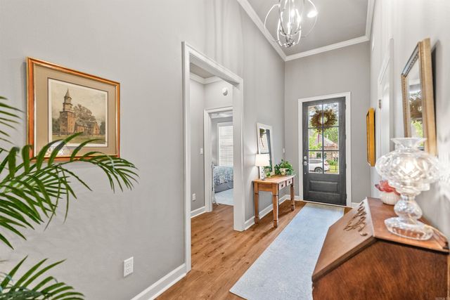 203 Rosemary Way, Little Rock, AR 72223